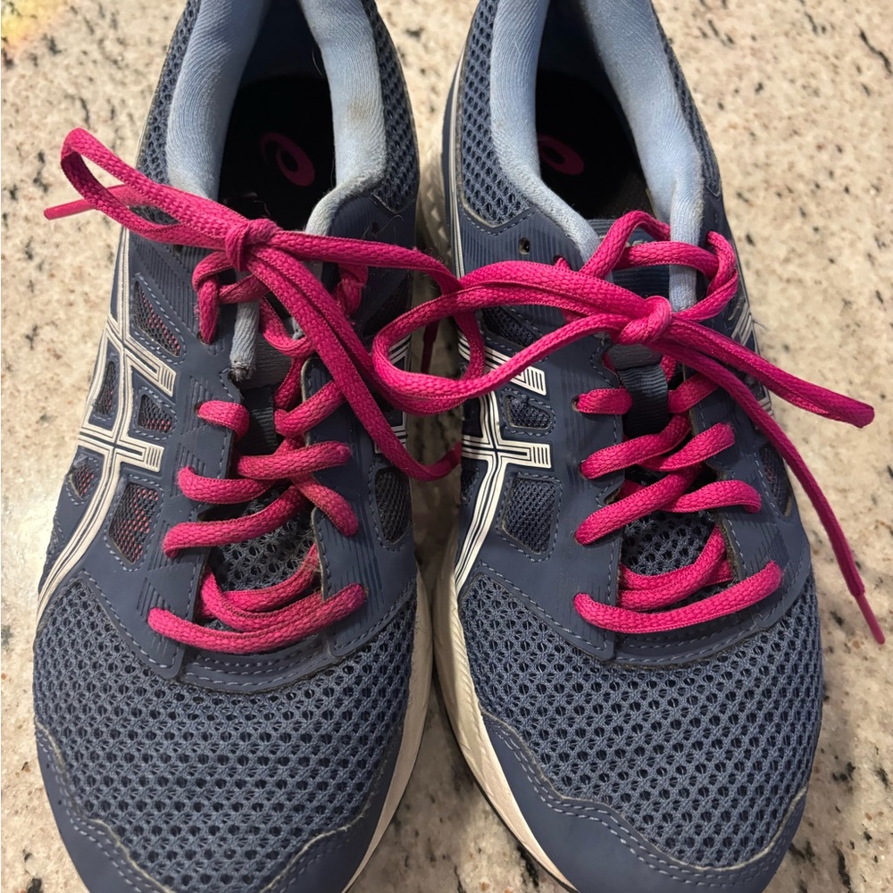 Asics Women's Athletic Shoes in Navy with Magenta Laces